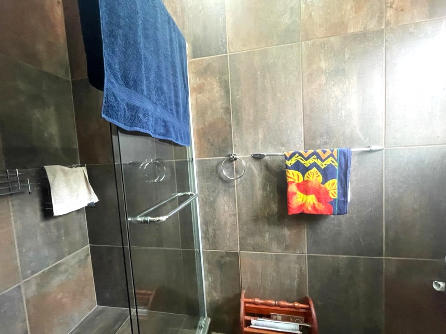 To Let 3 Bedroom Property for Rent in Country Club Western Cape